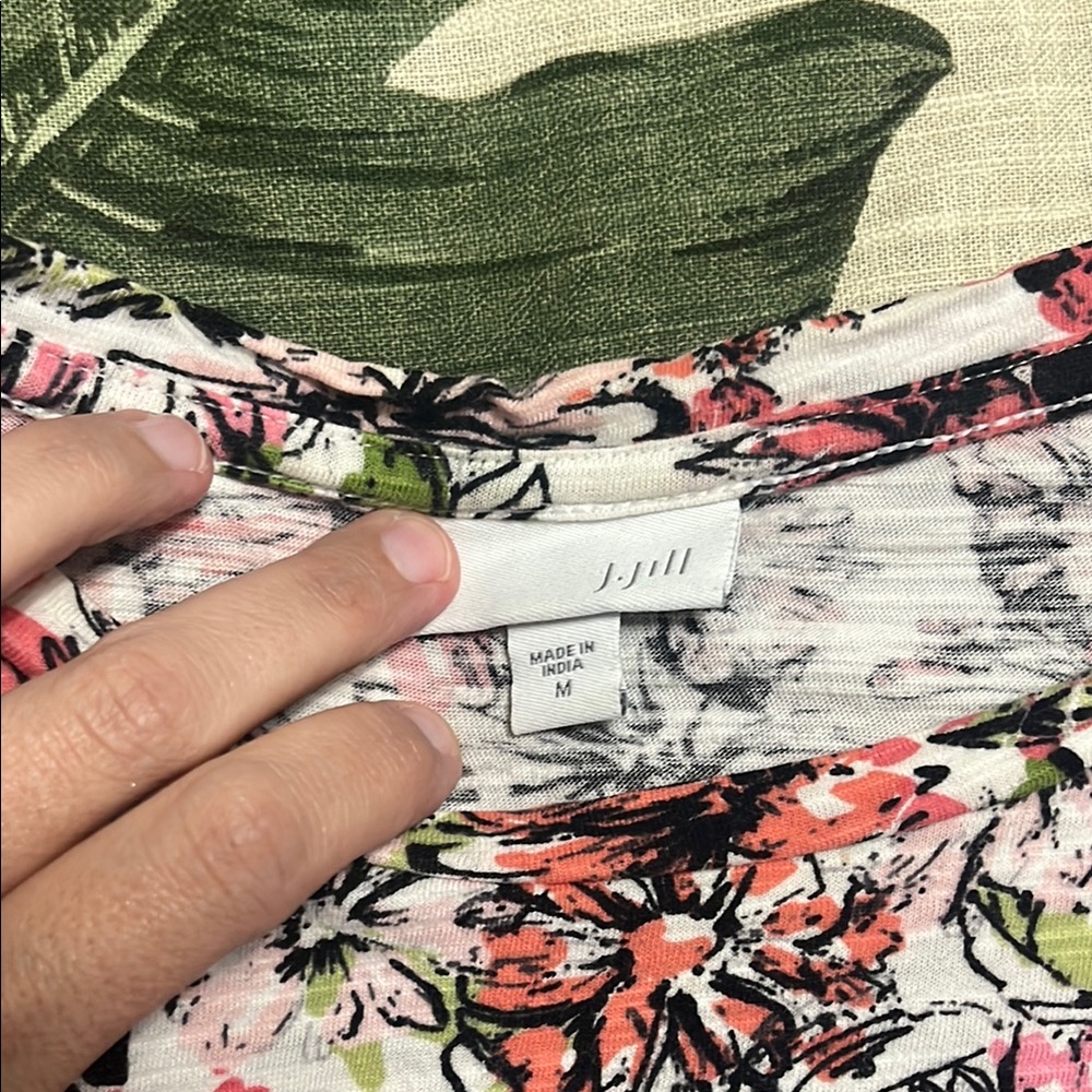 J. Jill Pink and White Floral Tunic 3/4 Sleeve - Picture 7 of 10
